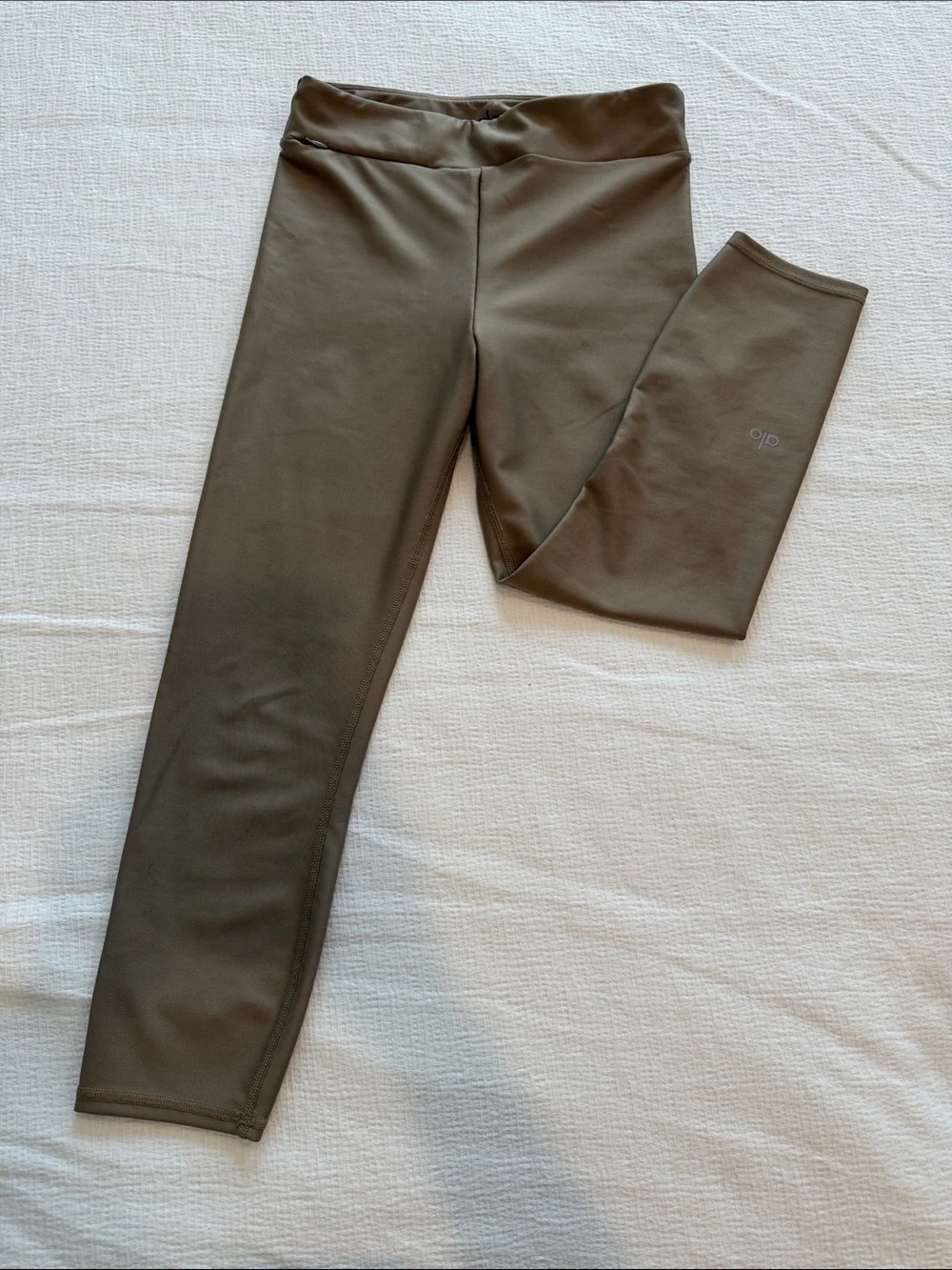 AIRLIFT
HIGH-WAIST CONCEAL-ZIP
CAPRI - Picture 4 of 6